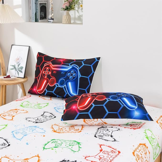 NTBED Game Console Comforter Set for Boys Girls Kids 3D Gaming Geometric Lightweight Microfiber Gamer Bedding Sets (Red Blue, Twin 5Pcs)