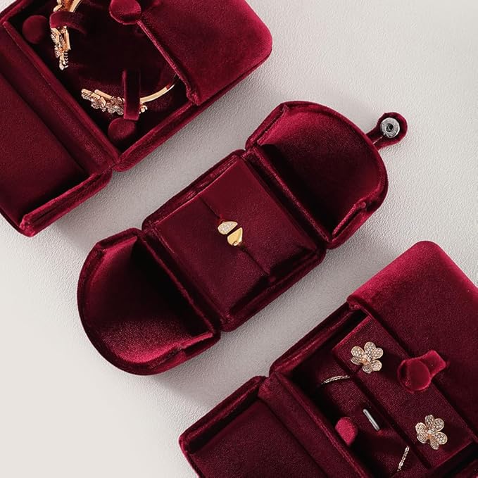 Necklace Jewelry Box，Velvet Earring Gift boxes Display，Valentine Necklaces Holder for Women，Men Earrings Storage Cases (Red)