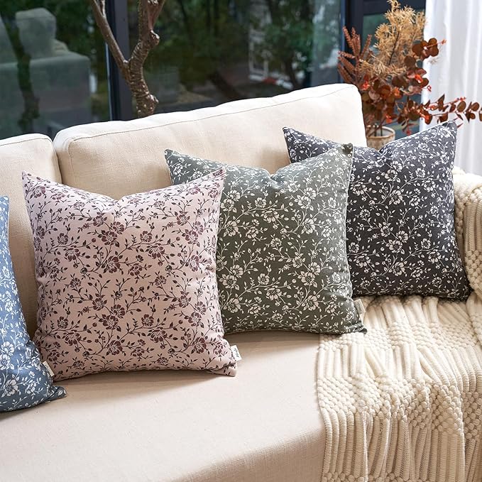 Alerfa Set of 2 Floral Pillow Covers 20x20, Vintage Block Print Throw Pillow Covers Decorative Farmhouse Accent Couch Pillows for Living Room Bedroom, Black