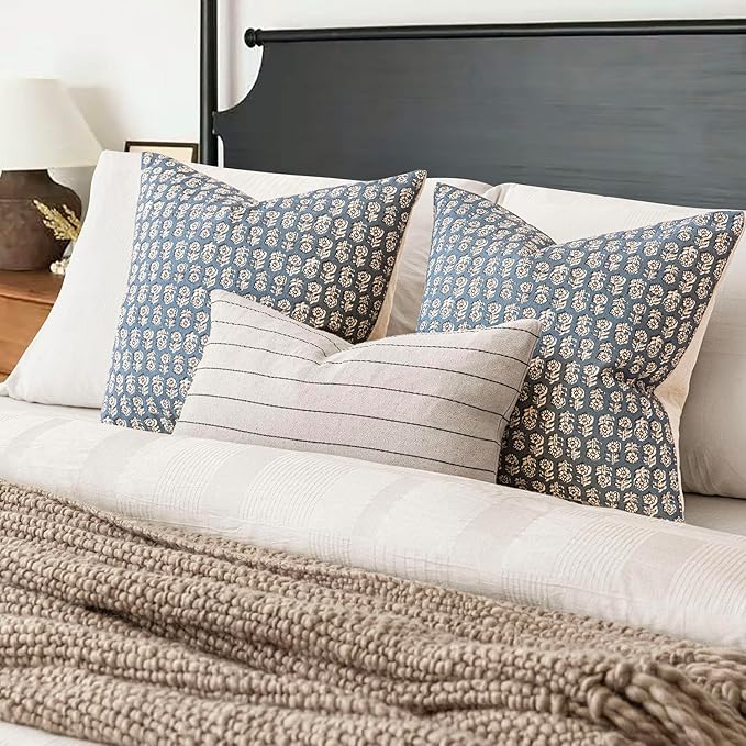 Foindtower Set of 2 Decorative Neutral Floral Print Throw Pillow Covers Vintage Accent Farmhouse Cushion Covers Boho Home Decor for Sofa Couch Chair Bedroom Living Room Outdoor,22×22 Inch,Dusty Blue