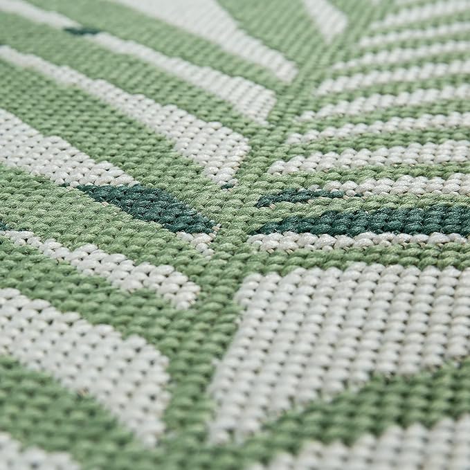 Indoor & Outdoor Rug for Patio Jungle Floral Palm Trees Design Green, Size: 6'7" x 9'6"