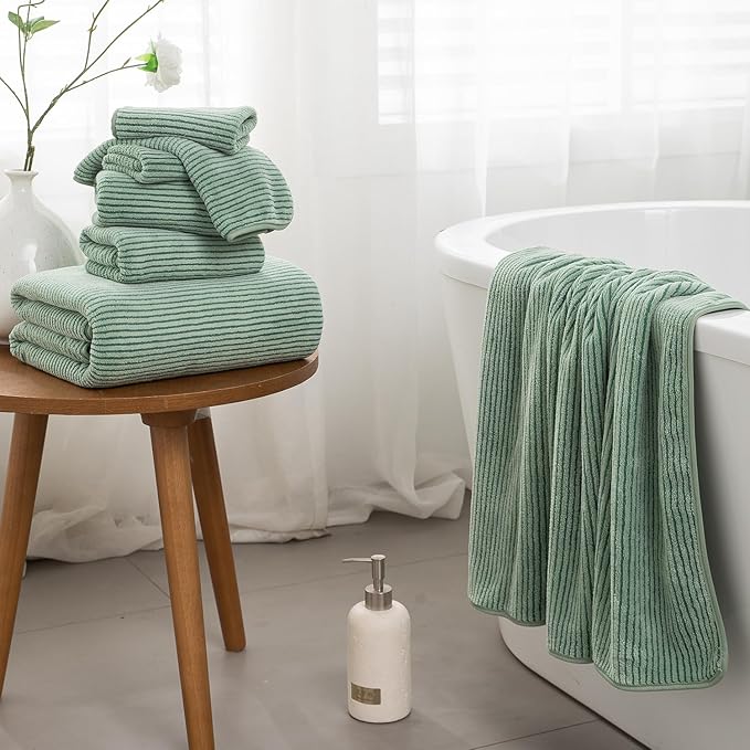 4 Piece Bath Towel Set 35"x70"Oversized Bath Towel for Bathroom Ultra Soft Fluffy Extra Large Bath Sheet Luxury Premium Bathroom Towel Highly Absorbent Quick Dry Shower Towel for Hotel Spa,Green