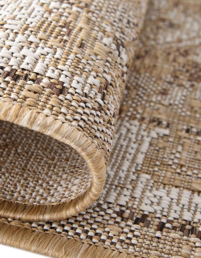 Unique Loom Outdoor Traditional Collection Area Rug - Valeria (7' 1" x 10' Rectangle, Natural/ Ivory)