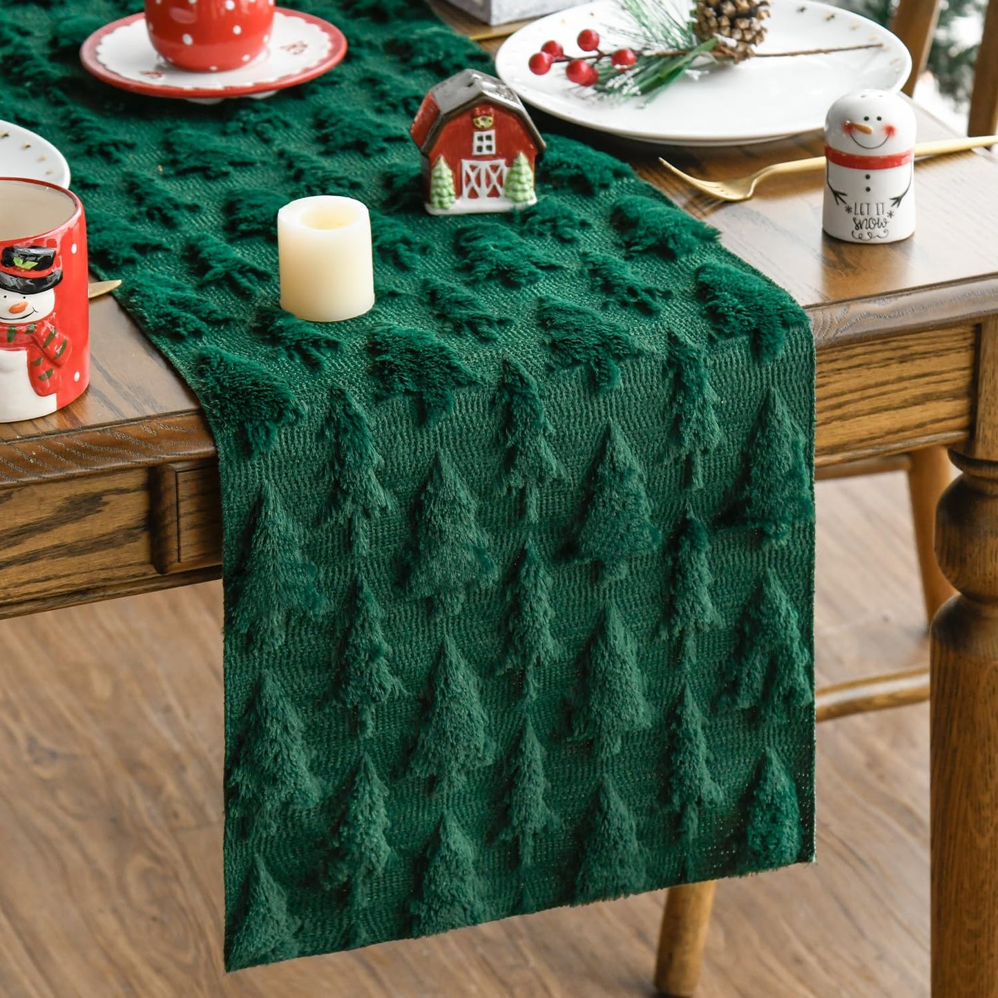 Artoid Mode Green Christmas Trees Soft Plush Faux Fur Jacquard Christmas Table Runner, Holiday Kitchen Dining Table Decoration for Home Party Decor 13x72 Inch