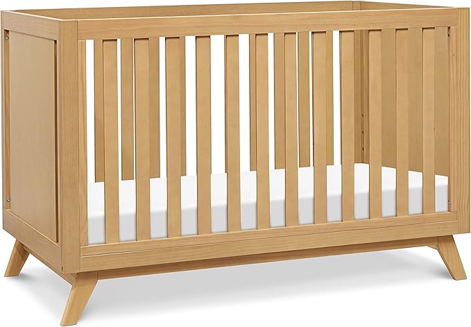 DaVinci Otto 3-in-1 Convertible Baby Crib - GREENGUARD Gold Certified Wooden Convertible Crib to Toddler Bed & Daybed - Baby Bed with 4 Adjustable Mattress Heights & Easy to Assemble - Honey