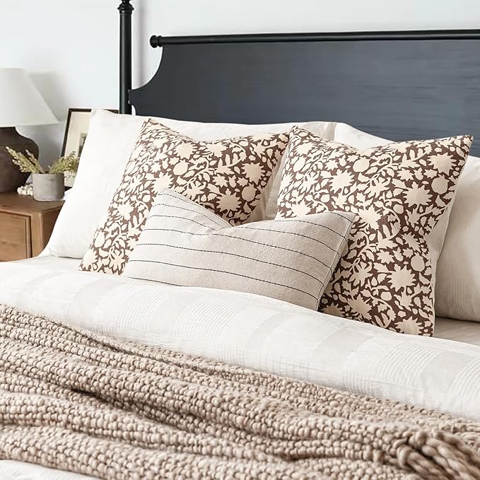 Foindtower Set of 2 Decorative Neutral Floral Throw Pillow Covers Accent Farmhouse Cushion Covers Boho Vintage Pillowcase for Couch Sofa Bedroom Living Room Home Decor Outdoor,20×20 Inch,Brown