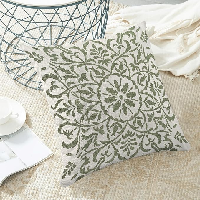 Boho Floral Pillow Covers 18x18 Set of 2, Bohemian Green Carpet Pattern Design Decorative Throw Pillows Farmhouse Cushion Pillow Covers for Sofa Couch Outdoor Decor