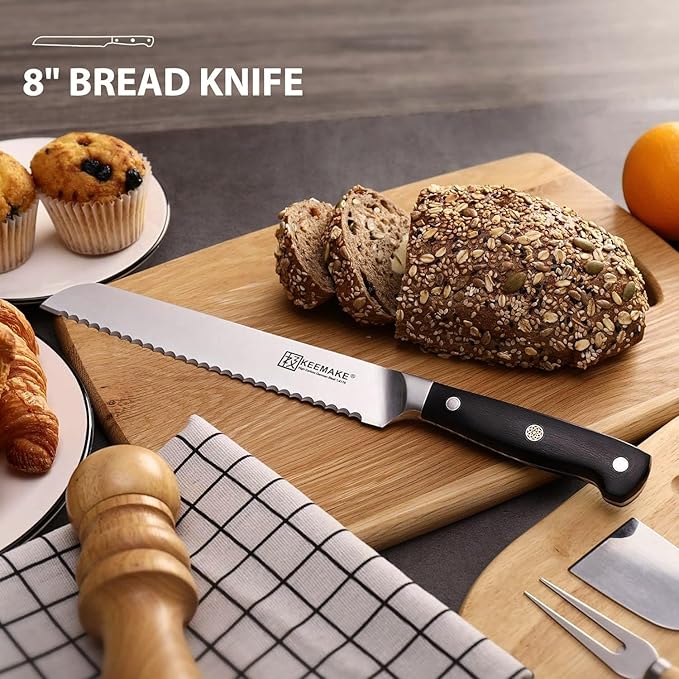 KEEMAKE 8 Inch Serrated Bread Knife for Homemade Bread, High Carbon Stainless Steel Razor Sharp Carving Knife, Sourdough Knife for Slicing Homemade Bread, Bagels, Cake