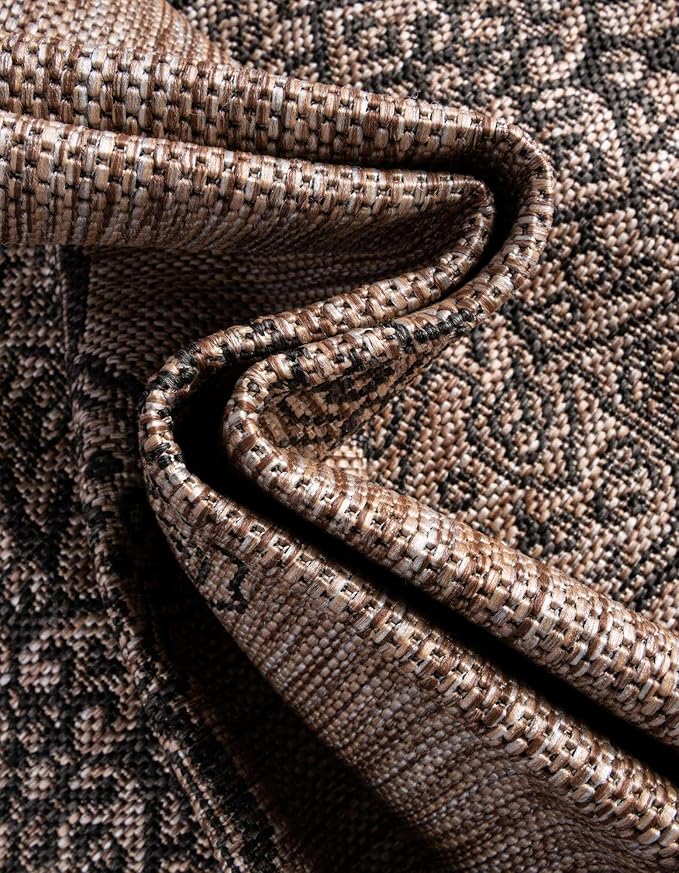 Unique Loom Outdoor Traditional Collection Area Rug - Antique (2' 7" x 10' Runner Beige/Black)