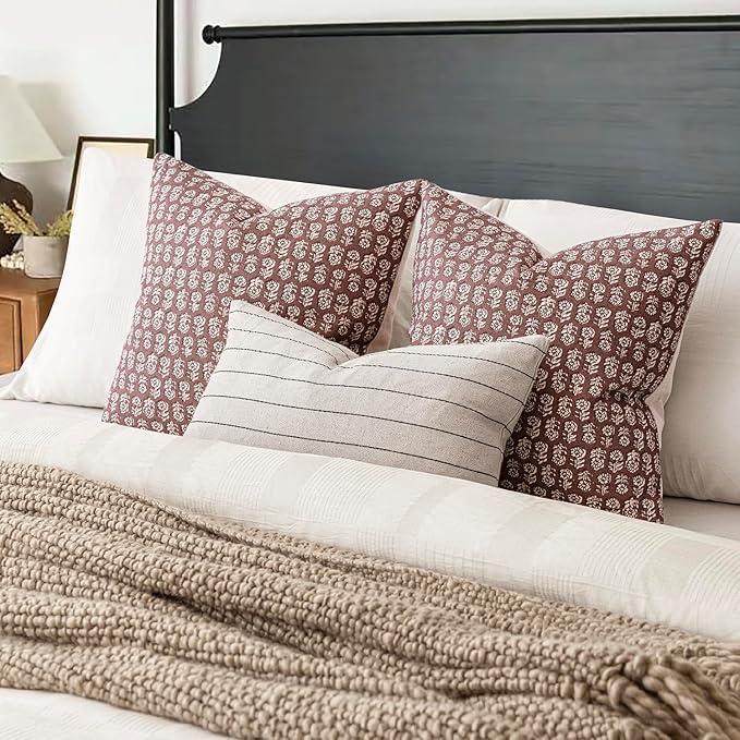 Foindtower Set of 2 Decorative Vintage Floral Print Throw Pillow Covers Neutral Modern Farmhouse Cushion Covers Boho Home Decor for Sofa Chair Couch Bedroom Living Room Outdoor,18×18 Inch,Wine Red