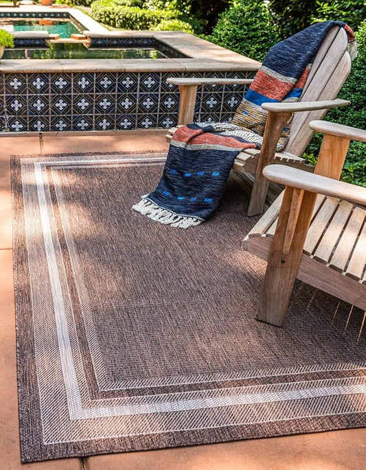Unique Loom Outdoor Border Collection Area Rug - Soft Border (5' 3" x 8' Rectangle, Brown/ Ivory)