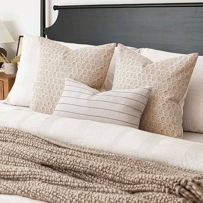 Foindtower Set of 2 Decorative Vintage Floral Print Throw Pillow Covers Neutral Modern Farmhouse Cushion Covers Boho Home Decor for Sofa Couch Chair Bedroom Living Room Outdoor,20×20 Inch,Ivory Beige