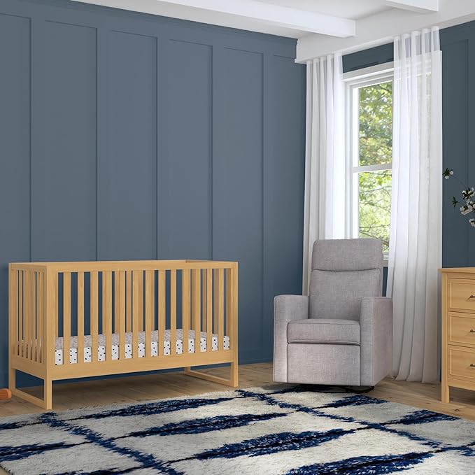 daVinci Hunter 3-in-1 Convertible Baby Crib - GREENGUARD Gold Certified - Wood Baby Crib Convertible to Toddler Bed & Daybed - Brown Crib w/ 4 Adjustable Heights - Easy Assembly Crib to Bed - Honey