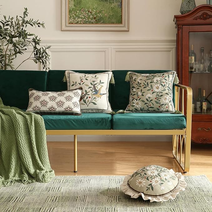 Design Square Green Floral Linen Throw Pillow Covers 18"x18" Pack of 2, White Simple Elegant Daisy Pattern Cushion Covers Decor Pillowcases for Bed,Living Room,Outdoor,Car