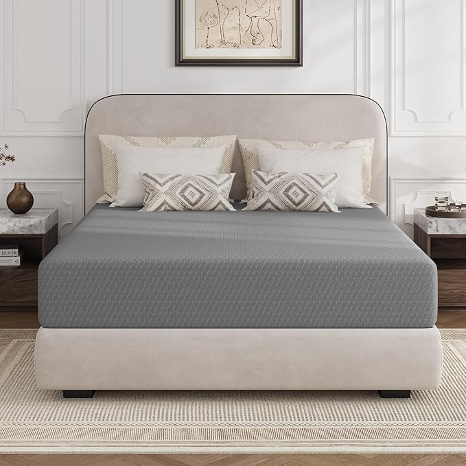 Novilla King Mattress, 10 Inch Gel Memory Foam Mattress King Size with Thermally Balanced Foam Core, Foam Mattresses for Cool Night Sleep & Pressure Relief, Enhanced Support & Breathability