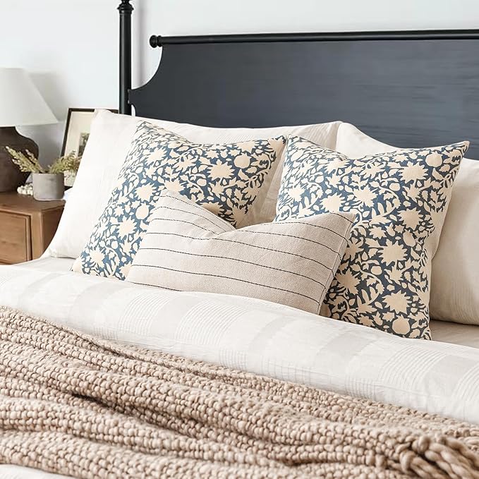 Foindtower Set of 2 Decorative Neutral Floral Throw Pillow Covers Accent Farmhouse Cushion Covers Boho Vintage Pillowcase for Couch Sofa Bedroom Living Room Home Decor Outdoor,22×22 Inch,Dusty Blue