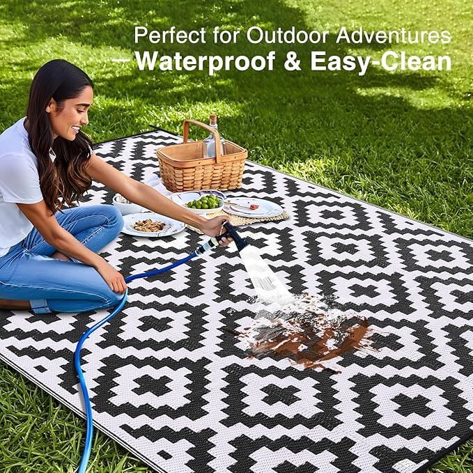 OLANLY Waterproof Outdoor Rug 10x14 ft, Outdoor Plastic Straw Rug for Camping, RV Mat Outside, Indoor Outdoor Carpet for Porch, Deck, Backyard, Balcony, Picnic, Black & White