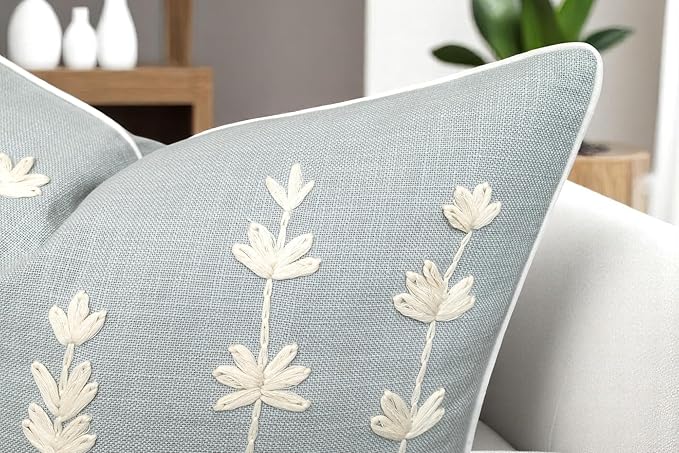 VAGMINE Hand Embroidered Daisy Accent Throw Pillow Cover - 18x18 Inches Square - 100% Cotton Robins Egg Decorative Cushion Cover for Couch, Sofa, Chair - Textured Embroidery - Boho Floral Home Décor
