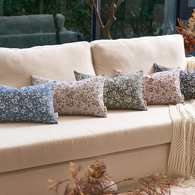 Alerfa Set of 2 Floral Lumbar Pillow Covers 12x20, Vintage Block Print Throw Pillow Covers Decorative Farmhouse Accent Couch Pillows for Living Room Bedroom, Blue