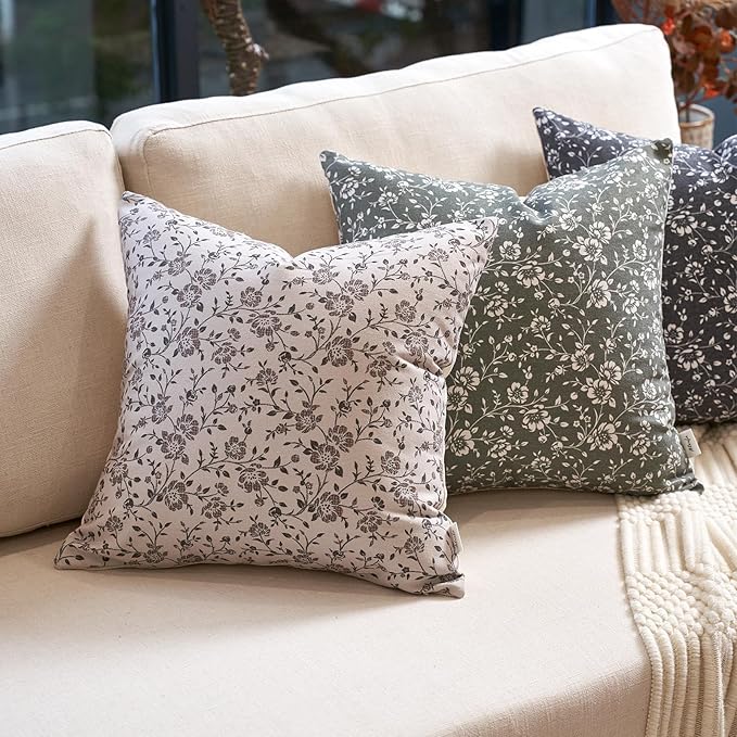 Alerfa Set of 2 Floral Pillow Covers 20x20, Vintage Block Print Throw Pillow Covers Decorative Farmhouse Accent Couch Pillows for Living Room Bedroom, Haze Green