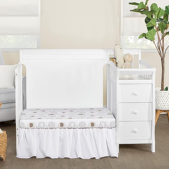Dream On Me Jayden 4‑in‑1 Mini Convertible Baby Crib & Changer with Storage in White, Pinewood, GreenGuard Gold & JPMA, 1” Mattress Pad, 3 Mattress Heights, Converts to Mini Day & Twin-Size Bed