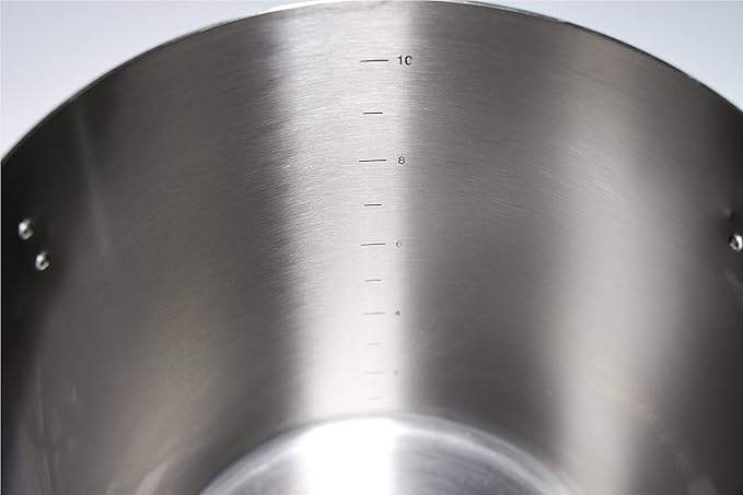 Northern Brewer - Megapot Stainless Steel Brew Kettle with Volume Markings (10 Gallon Plain)