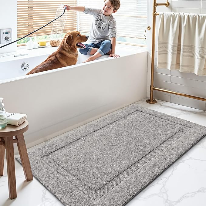 LUMI Ultra Soft Bathroom Rugs Non Slip with Rubber Backing, Absorbent Washable Bath Mat Quick Dry, Upgraded Premium Microfiber Plush Carpet for Bathtub and Shower Floor, Grey, 24x43