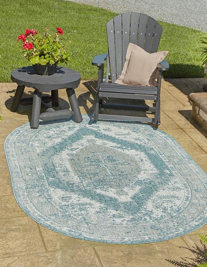 Unique Loom Outdoor Traditional Collection Area Rug - Valeria (7' 10" x 10' Oval, Aqua/ Ivory)