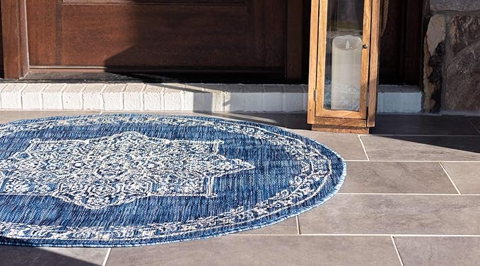 Unique Loom Outdoor Traditional Collection Area Rug - Antique (4' 1" Round, Blue/ Gray)