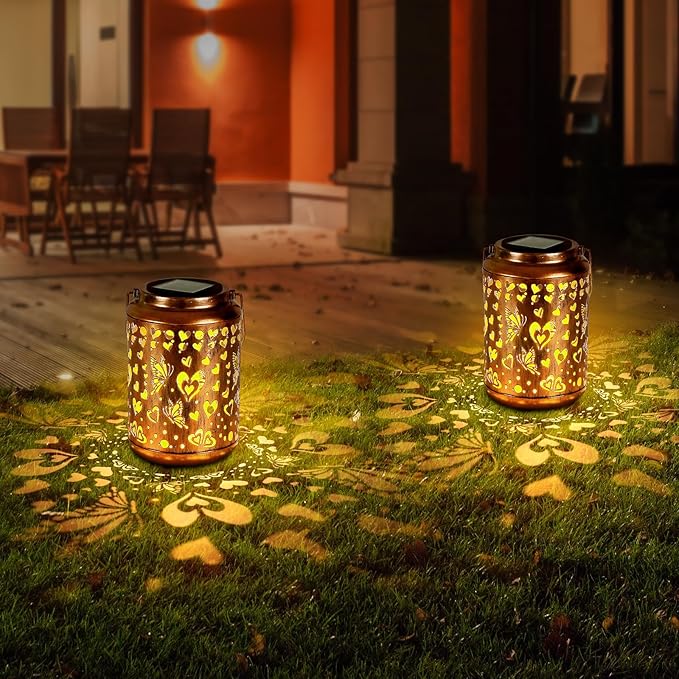 Solar Lanterns Outdoor, Love Mom Lantern Garden Decor Waterproof Decor Light Hanging Solar Lights Yard Decor, Gifts for Women, Gifts for Mom, Gifts for Grandma