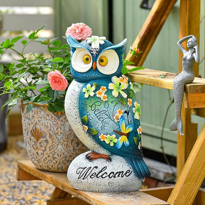 Sungmor Garden Solar Light Landscape Path Lights Lifelike Owl Figurine with LED Lights Waterproof Resin Animal Outdoor Statue Solar Powered Lamp for Outside Patio Yard Lawn Nocturnal Decor