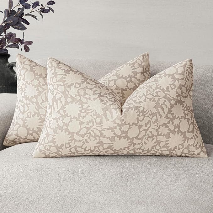 Foindtower Set of 2 Decorative Neutral Floral Throw Pillow Covers Accent Farmhouse Cushion Covers Boho Lumbar Pillowcase for Couch Sofa Bedroom Living Room Home Decor Outdoor,12×20 Inch,Ivory Beige