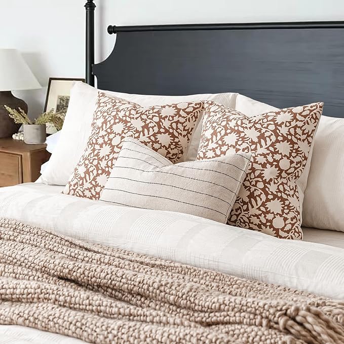 Foindtower Set of 2 Decorative Neutral Floral Throw Pillow Covers Accent Farmhouse Cushion Covers Boho Pillowcase for Couch Sofa Bedroom Living Room Home Decor Outdoor,24×24 Inch,Light Orange Brown