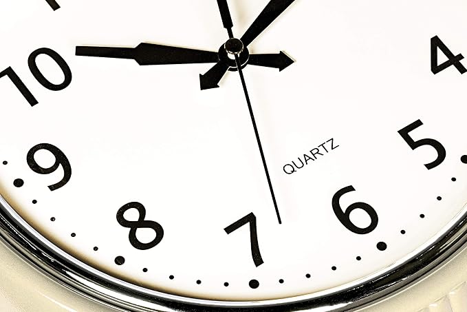 Bernhard Products Retro Wall Clock 9.5 Inch Cream Kitchen 50's Vintage Design Round Silent Non Ticking Quality Quartz Clock for Home/Office/Classroom