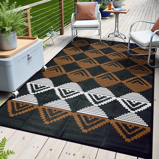 Beeiva Waterproof Outdoor Rug 6x9, Reversible Plastic Straw Rug for Camping, Modern Geometric Large Outside Patio Mat Outdoor Rugs for Porch, Deck, Backyard, Balcony, Picnic - Black & Brown