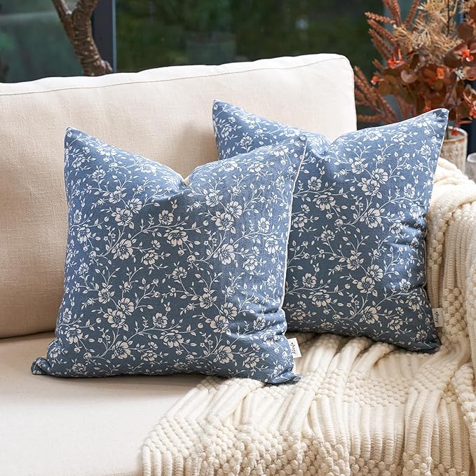 Alerfa Set of 2 Floral Pillow Covers 20x20, Vintage Block Print Throw Pillow Covers Decorative Farmhouse Accent Couch Pillows for Living Room Bedroom, Blue