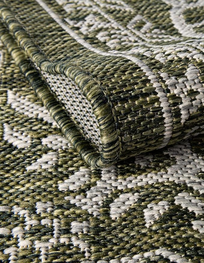 Unique Loom Outdoor Traditional Collection Area Rug - Antique (5' 3" Square Green/Ivory)