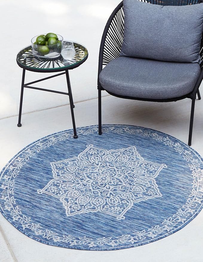 Unique Loom Outdoor Traditional Collection Area Rug - Antique (5' 3" Round Blue/Ivory)
