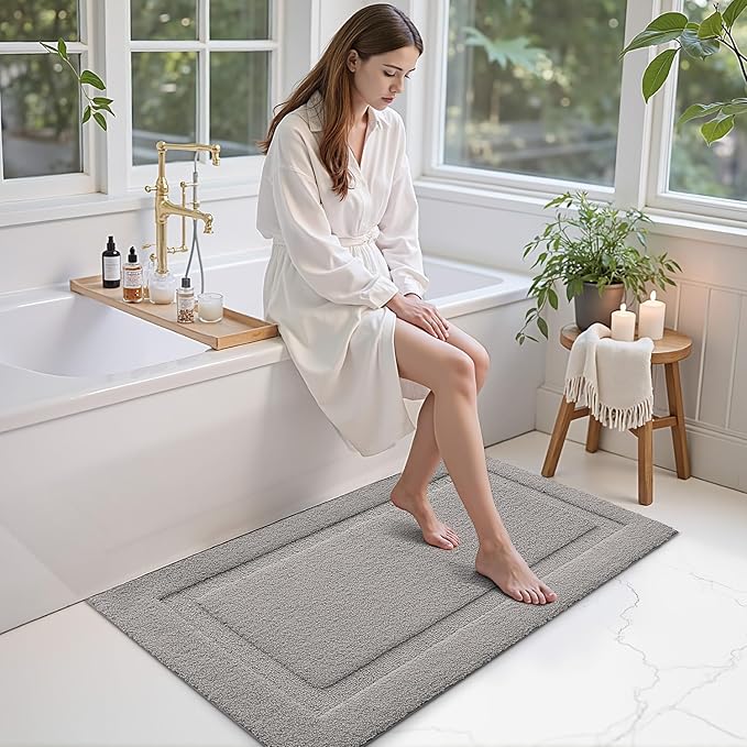 LUMI Ultra Soft Bathroom Rugs Non Slip with Rubber Backing, Absorbent Washable Bath Mat Quick Dry, Upgraded Premium Microfiber Plush Carpet for Bathtub and Shower Floor, Grey, 24x43