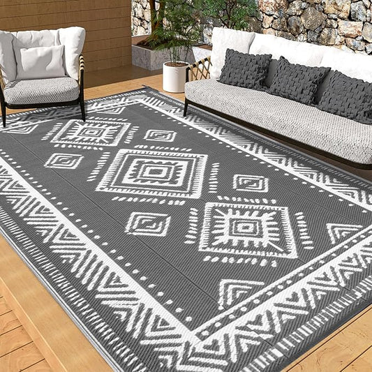 OMERAI Reversible Waterproof Outdoor Rug for Backyard,Plastic Textured Resistant Outdoors Rugs,Portable Washable Easy Cleaning Foldable Camping Beach Carpet for Patio Courtyard, 5'x8' Gray & White
