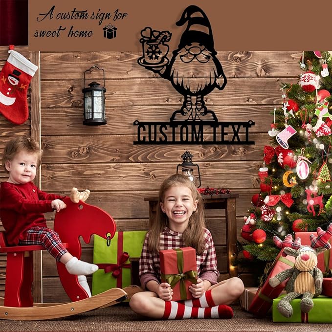 Personalized Christmas Theme Metal Sign, Custom Name Santa Claus Sign Wall Decor, Merry Christmas Tree Signs Outdoor Wall Decoration for Home Living Room, Bedroom, Office, Garden, Porch