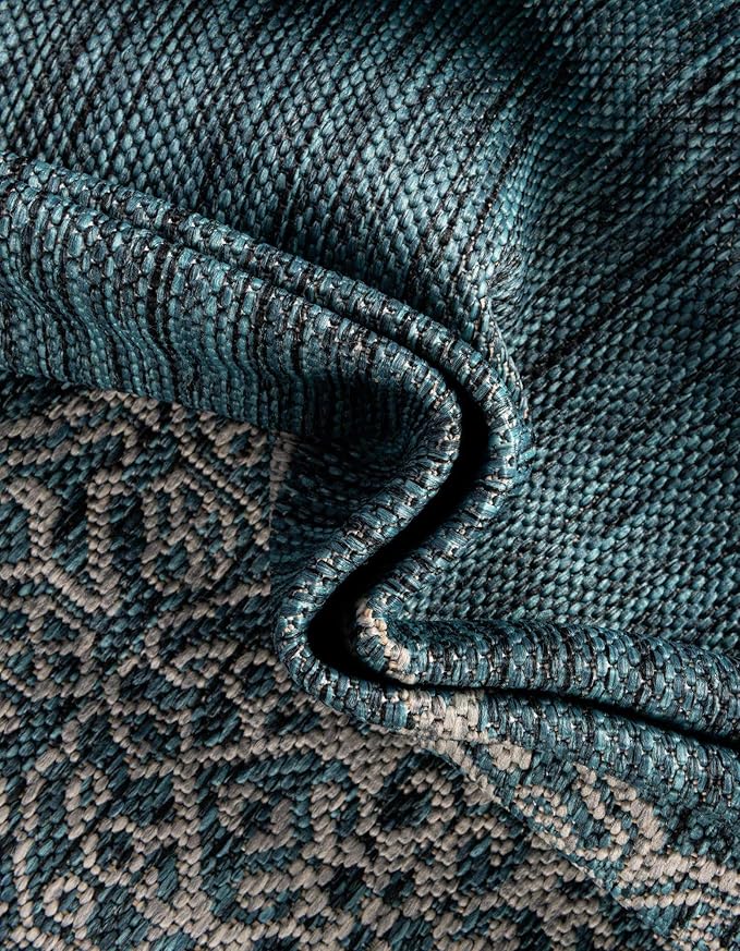 Unique Loom Outdoor Traditional Collection Area Rug - Antique (7' 10" Square Teal/Ivory)