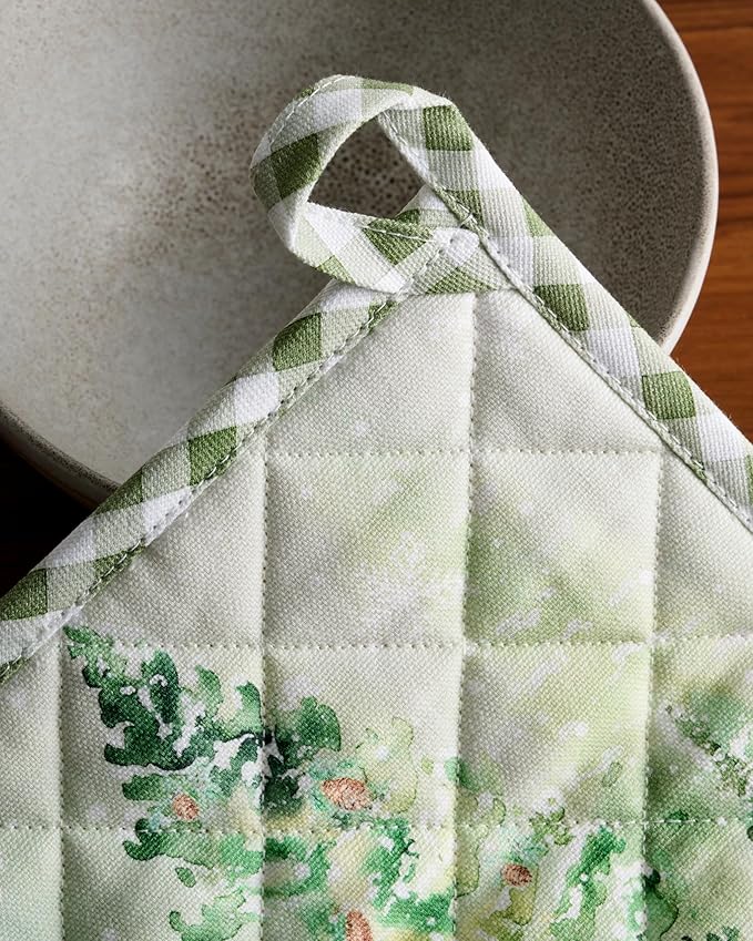 Maison d' Hermine Pot Holders 100% Cotton Heat Resistant Potholders 8" x 8" Hot Pads with Loop for Thanksgiving Christmas Decorations BBQ Cooking Baking Handling Hot Pans (Pack of 1, Winter Mornings)