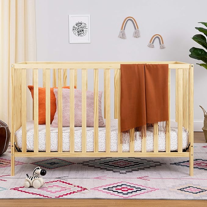 daVinci Union 4-in-1 Convertible Crib - GREENGUARD Gold Certified - Convertible Baby Crib to Toddler Bed, Daybed, Full-Size Bed - Wooden Baby Bed w/Four Adjustable Heights - Natural