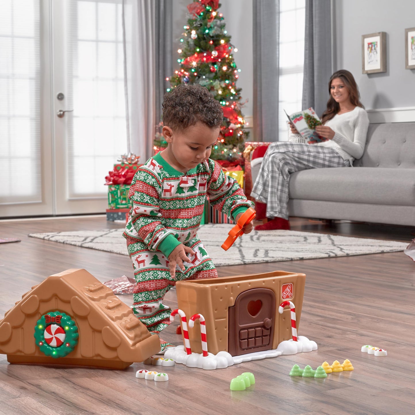 Step2 My First Gingerbread House, Kids Interactive Christmas Holiday Toy, Lights Up and Plays Music, Includes 20 Accessories, For Toddlers 1+ Years Old