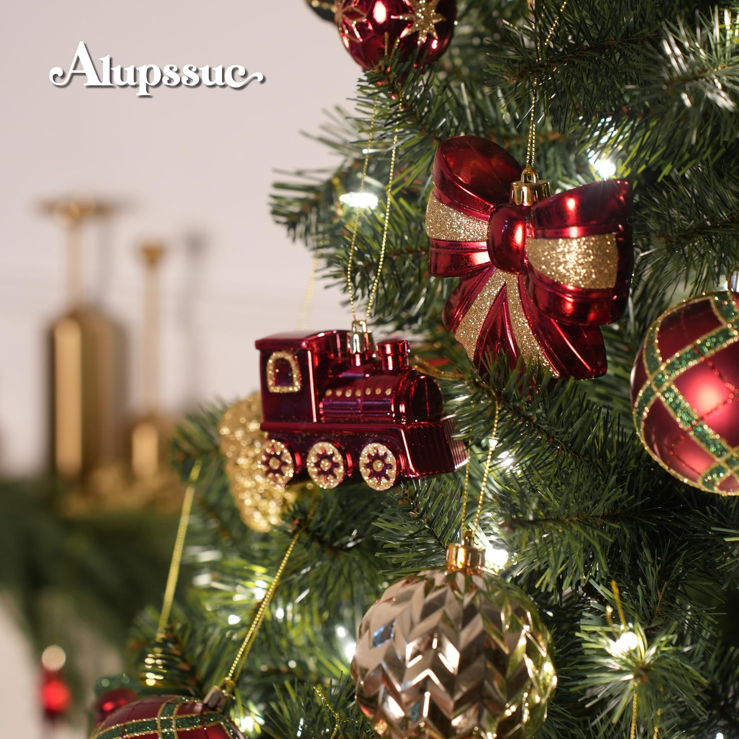 Alupssuc 82pcs Christmas Balls Ornaments Set, Delightful Classic Gift Set, Shatterproof Plastic Decor for Xmas Tree Holiday Wedding Party Decorations with Hanging Strings, Gold, Red and Green