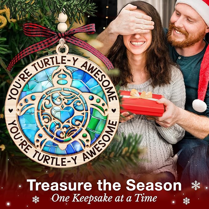 Turtle Ornaments for Christmas Tree - Vivid Sea Gifts for Turtle Lovers, Unique and Fun Turtle Ornament for Holiday Decorations, Festive Beach and Ocean Ornaments, Hawaiian or Beach Themed Christmas