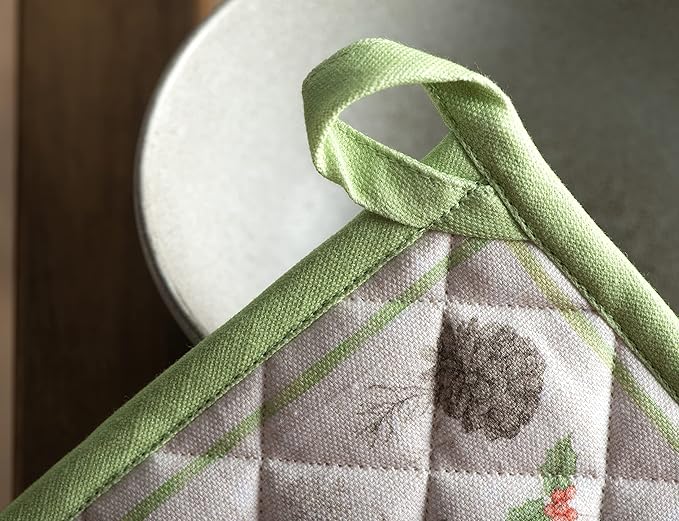 Maison d' Hermine Pot Holders Set 100% Cotton Heat Resistant Potholders 8" x 8" Hot Pads with Loop for Thanksgiving Christmas Decorations BBQ Baking Handling Hot Pans (Pack of 2, Christmas Dew)