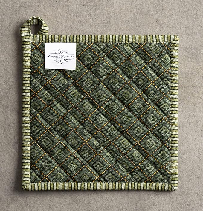 Maison d' Hermine Pot Holders Set 100% Cotton Heat Resistant Potholders 8" x 8" Hot Pads with Loop for Thanksgiving Christmas Decorations Handling Hot Pans (Pack of 2, Pumpkin Garden - Dark Green)