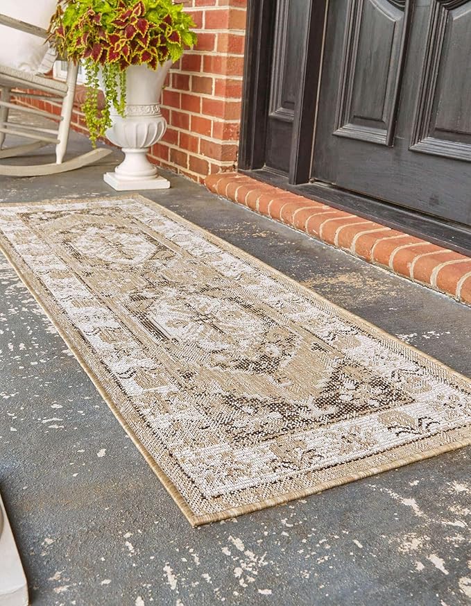 Unique Loom Outdoor Traditional Collection Area Rug - Valeria (2' x 6' 1" Runner, Natural/ Ivory)